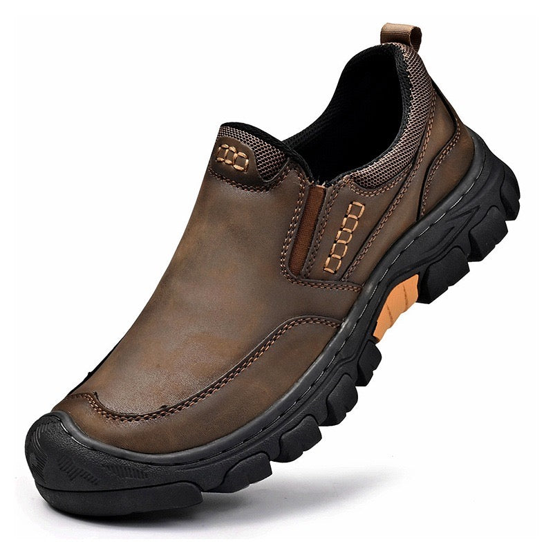 ⏰Promotion - 50% OFF🔥GARB® Men's Wide Toe Slip-On Leather Loafers | Arch Support & Anti-Collision Outdoor Shoes