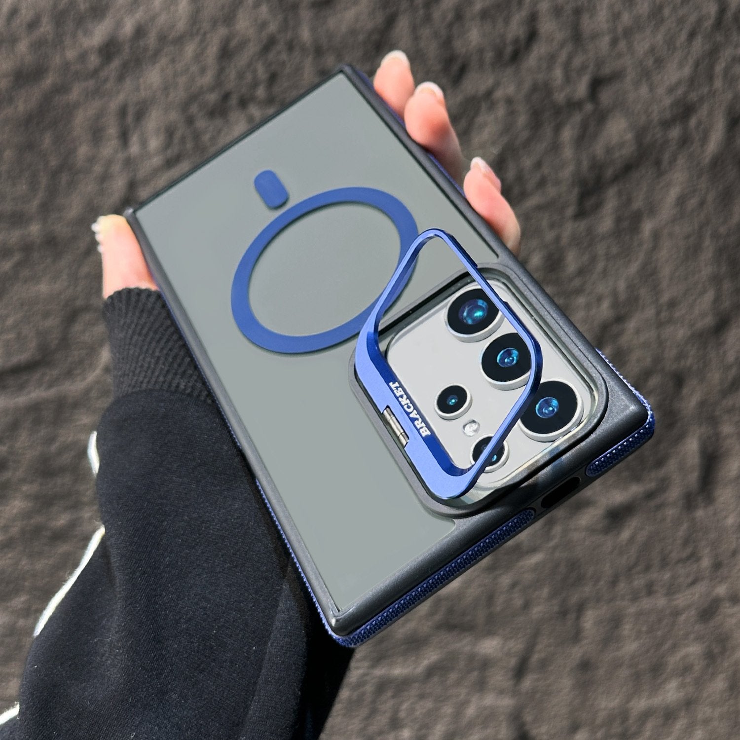 Magnetic Case with Hidden Lens Stand – Galaxy S25 Series