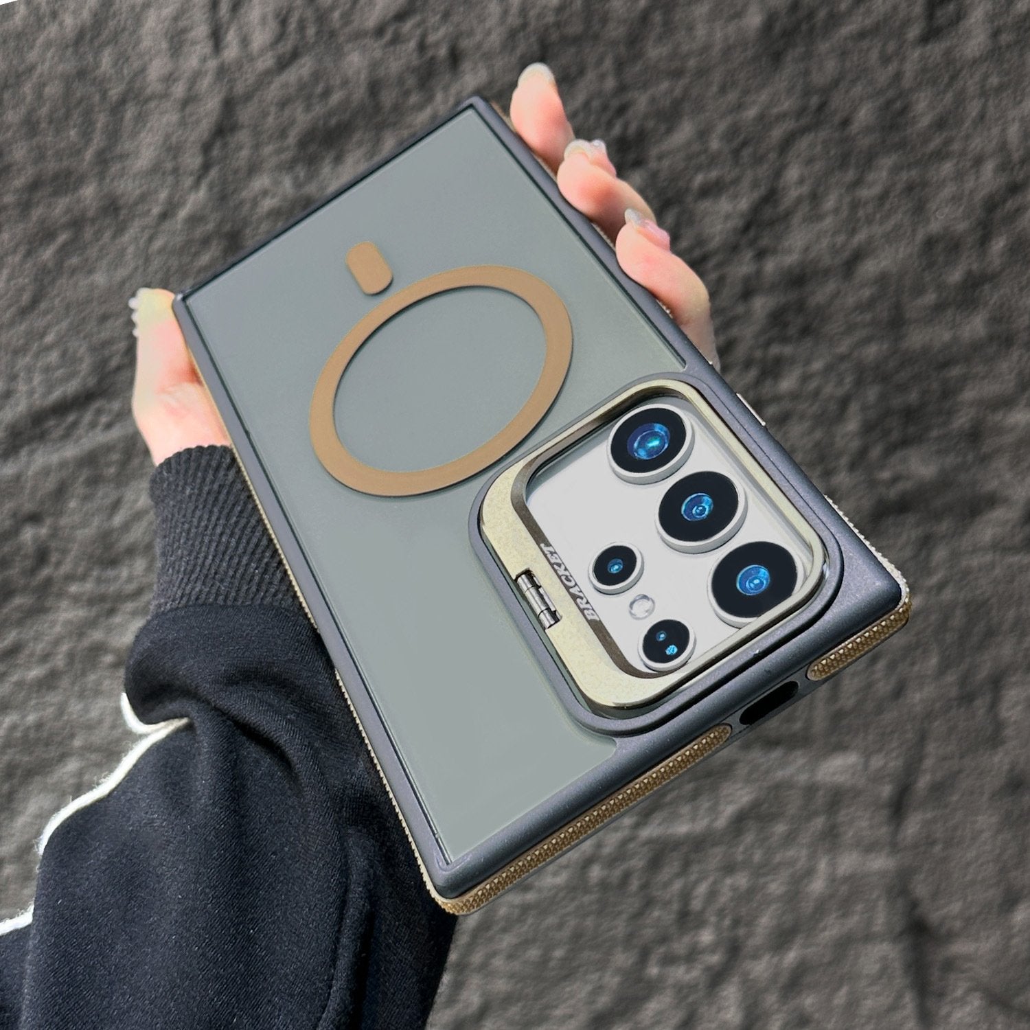 Magnetic Case with Hidden Lens Stand – Galaxy S25 Series